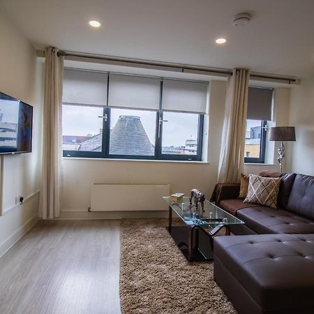 Virexxa Bedford Centre - Executive Suite - 2Bed Flat With Free Parking & Gym Esterno foto